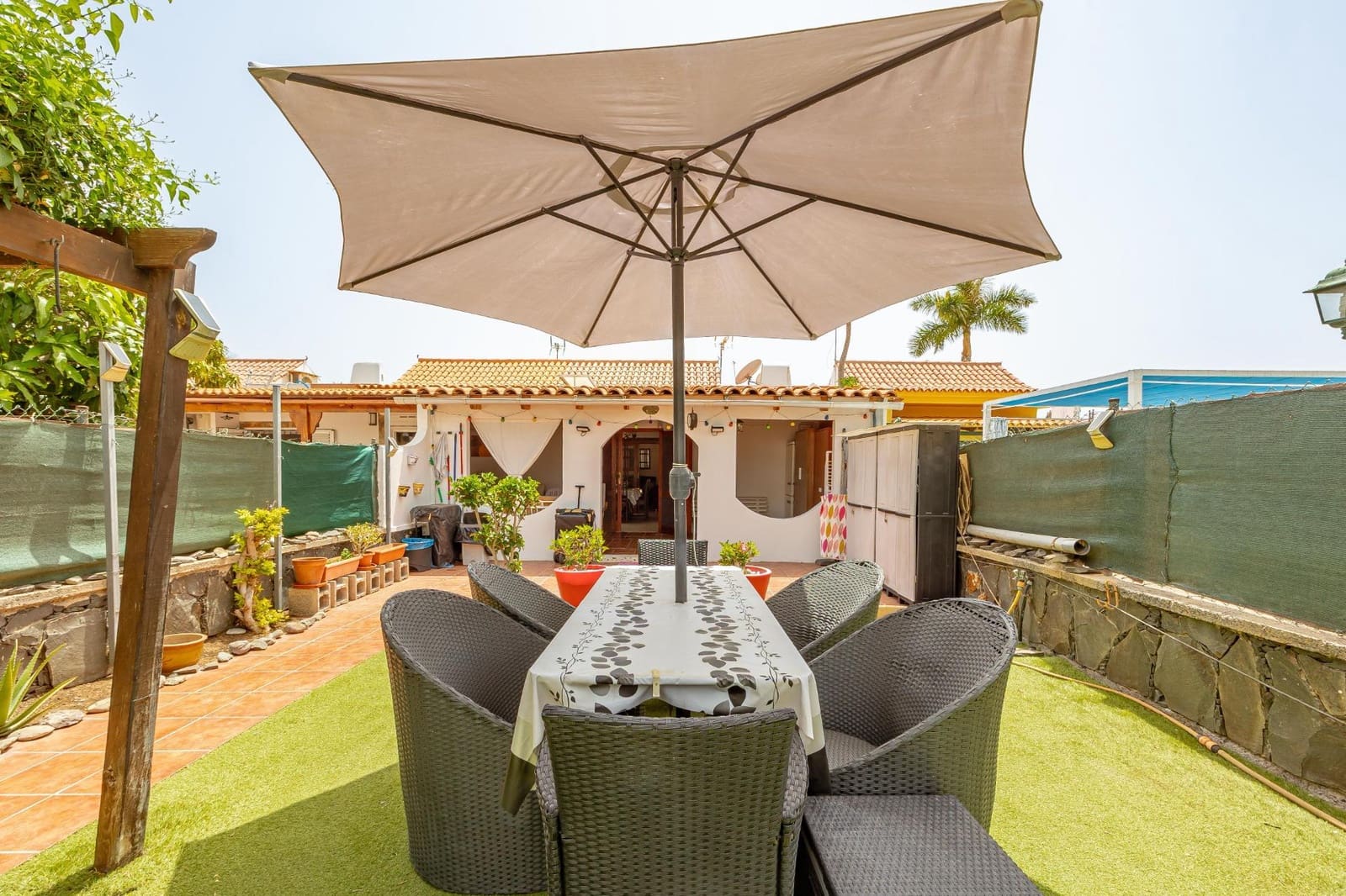 2 soveværelse Rækkehus til salg i Maspalomas med swimmingpool - € 430.000 (Ref: 9181092)