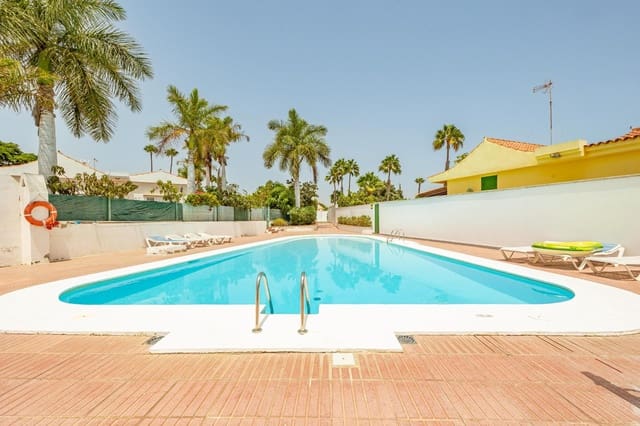 2 quarto Moradia em Banda para venda em Maspalomas, San Bartolomé de Tirajana com piscina - 430 000 € (Ref: 9181092)