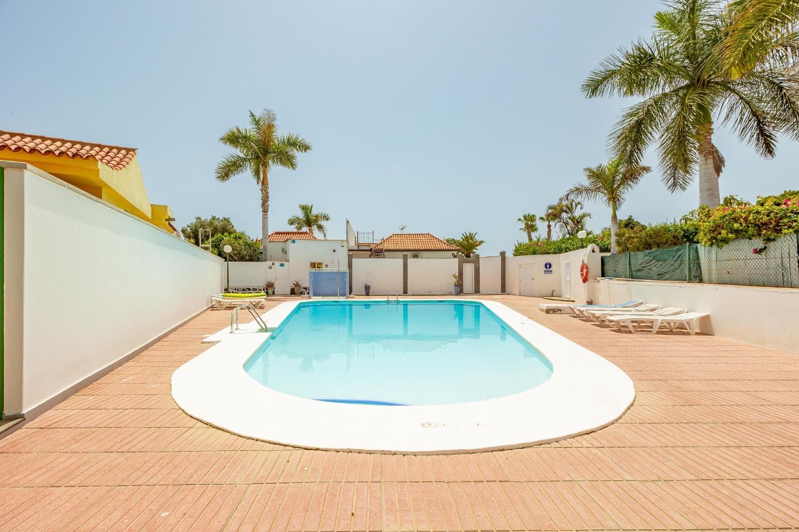 2 soveværelse Rækkehus til salg i Maspalomas med swimmingpool - € 430.000 (Ref: 9181092)