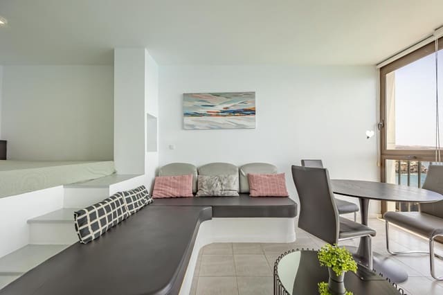 Studio til salg i San Bartolomé de Tirajana med swimmingpool - € 189.900 (Ref: 9226672)