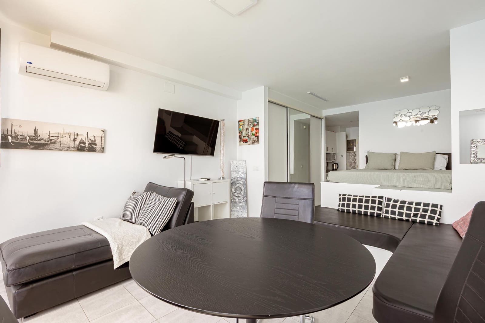 Studio til salg i San Bartolome de Tirajana med swimmingpool - € 189.900 (Ref: 9226672)