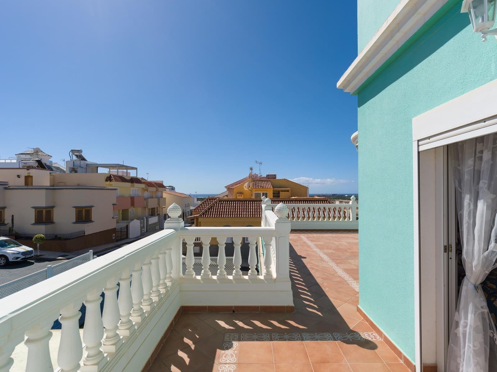 4 slaapkamer Villa te koop in San Bartolome de Tirajana met zwembad garage - € 790.000 (Ref: 9308585)