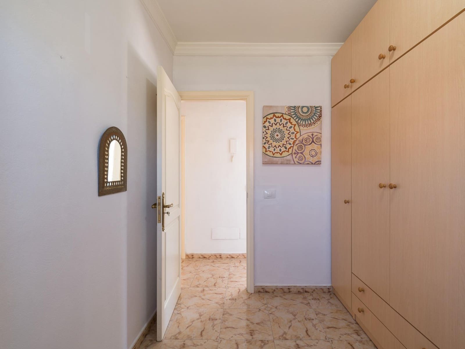 4 slaapkamer Villa te koop in San Bartolome de Tirajana met zwembad garage - € 790.000 (Ref: 9308585)