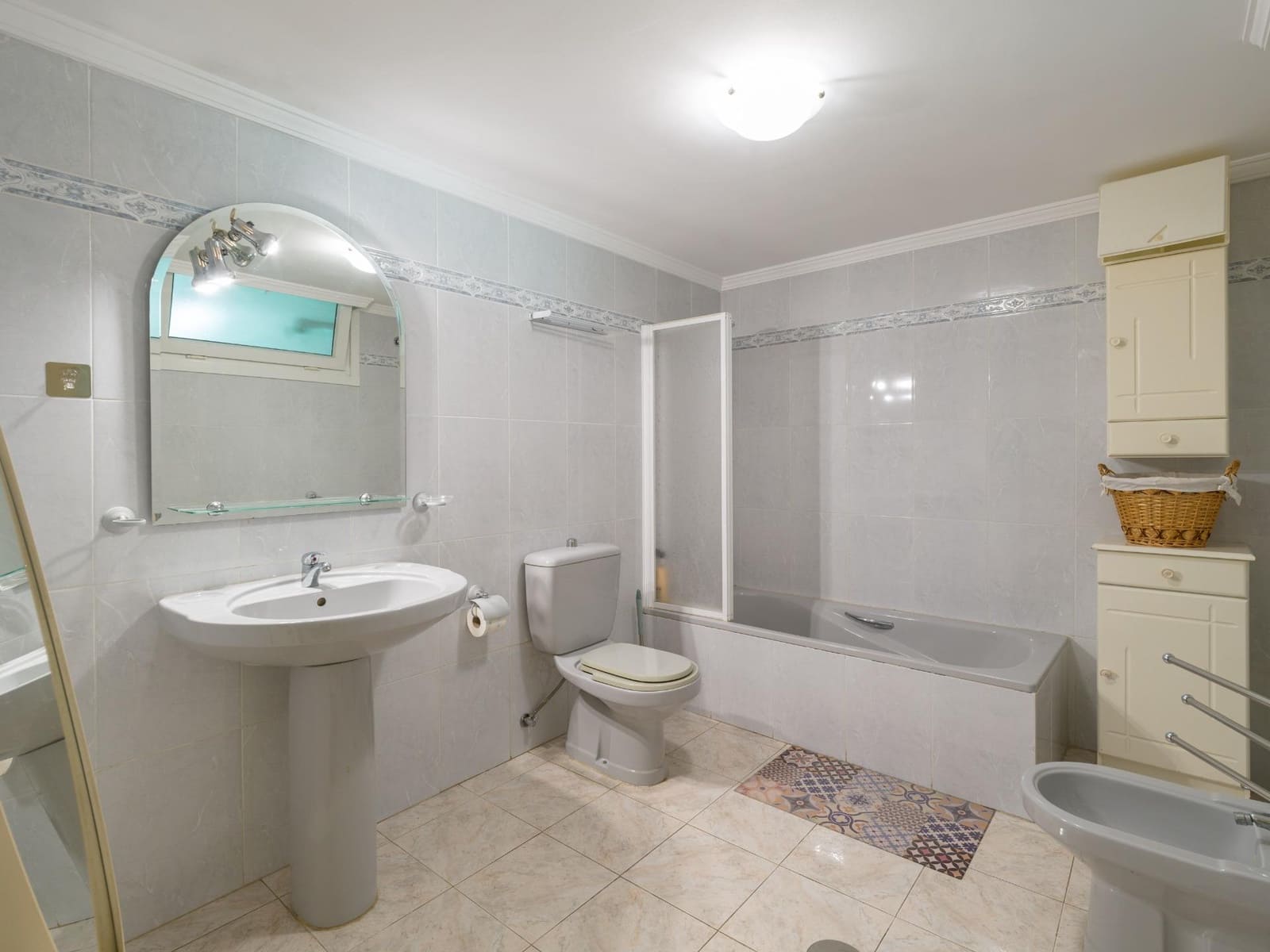 4 slaapkamer Villa te koop in San Bartolome de Tirajana met zwembad garage - € 790.000 (Ref: 9308585)