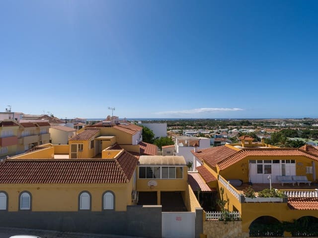 4 sypialnia Willa na sprzedaż w San Bartolomé de Tirajana z basenem garażem - 790 000 € (Ref: 9308585)