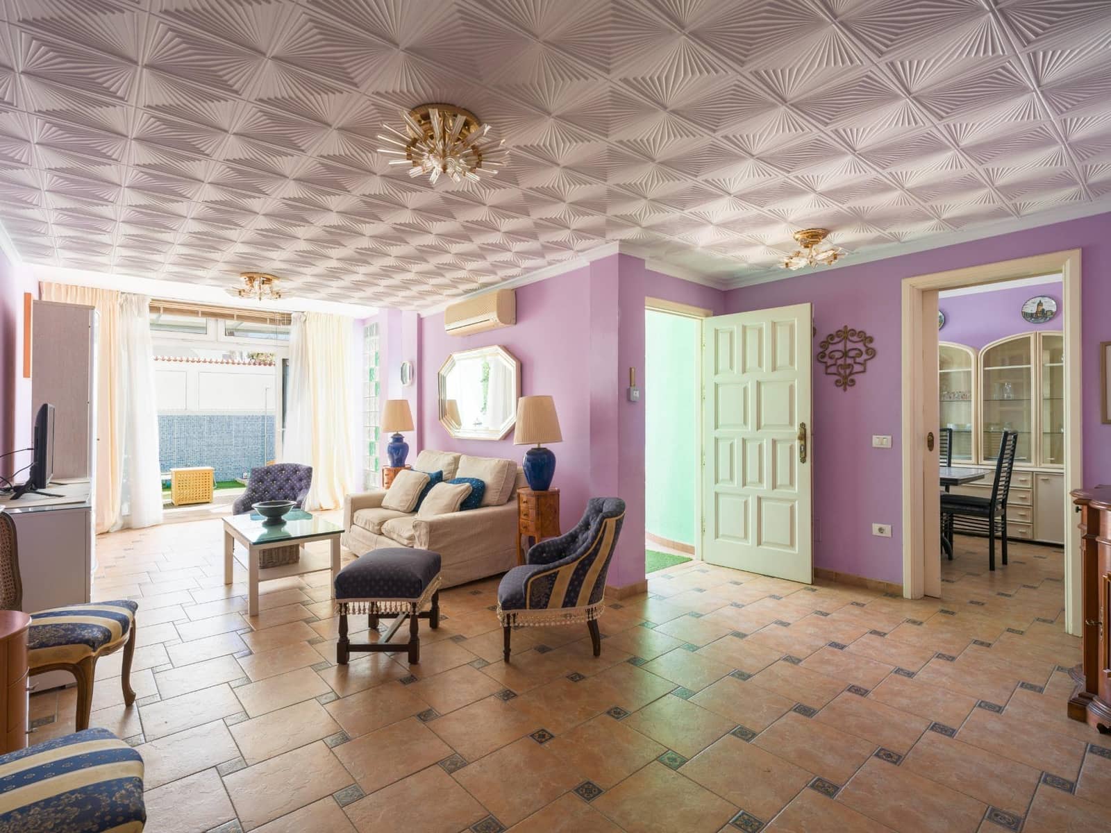 4 slaapkamer Villa te koop in San Bartolome de Tirajana met zwembad garage - € 790.000 (Ref: 9308585)