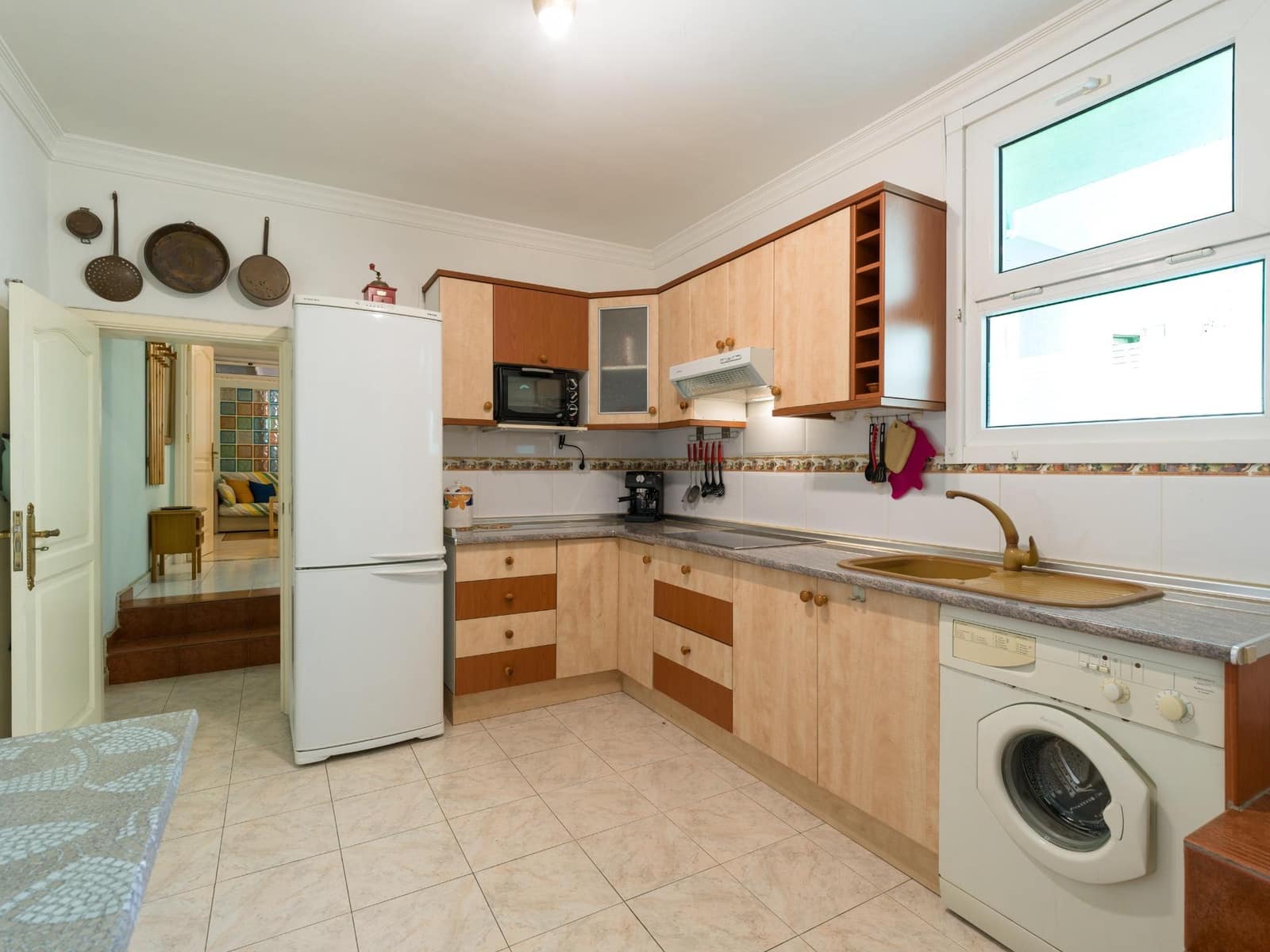 4 slaapkamer Villa te koop in San Bartolome de Tirajana met zwembad garage - € 790.000 (Ref: 9308585)