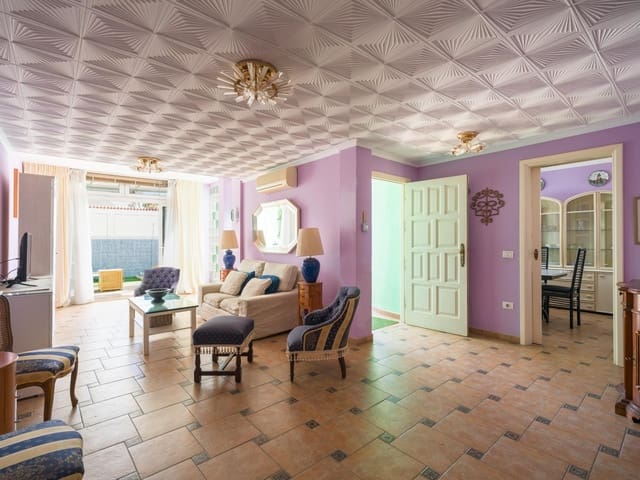 4 sypialnia Willa na sprzedaż w San Bartolomé de Tirajana z basenem garażem - 790 000 € (Ref: 9308585)