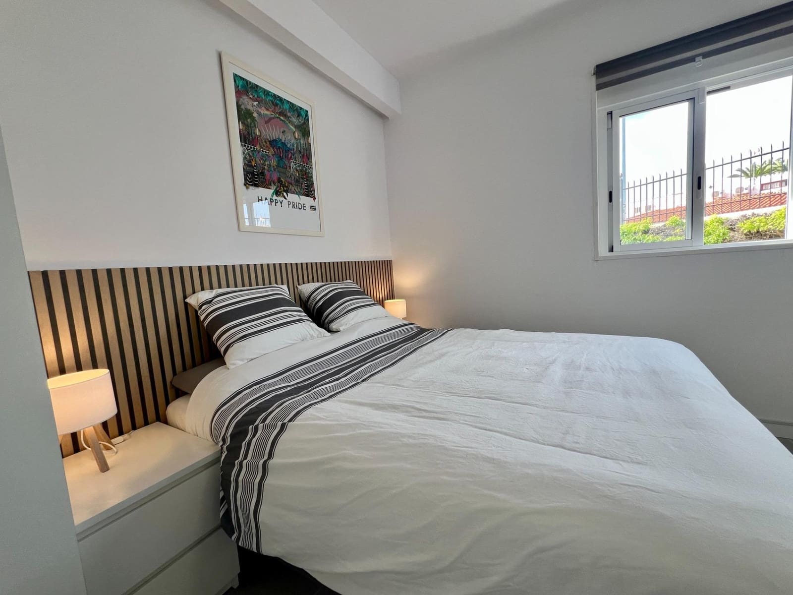 Bungalow de 3 chambres à louer à Playa del Ingles avec piscine - 2 100 € (Ref: 9452202)