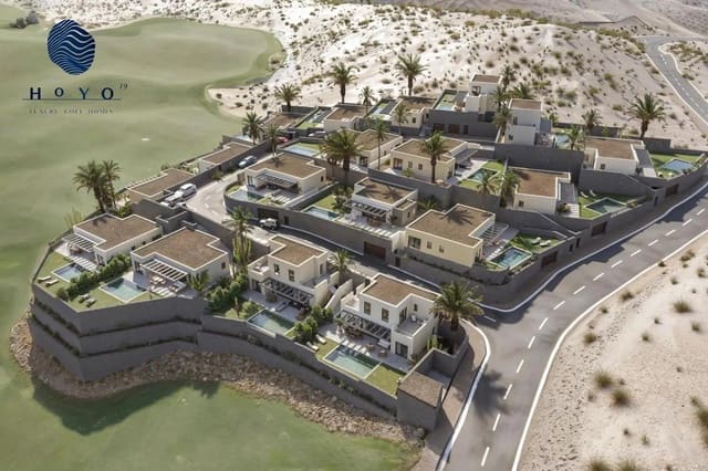 3 soverom Villa til salgs i Salobre Golf, San Bartolomé de Tirajana med svømmebasseng garasje - € 869 400 (Ref: 9482090)