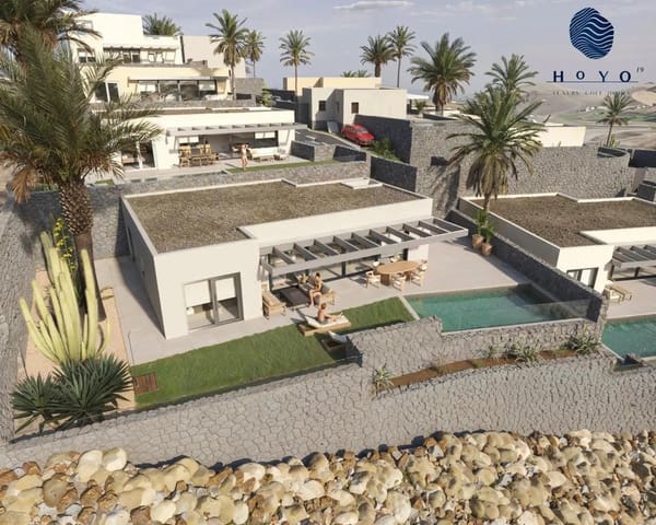3 soverom Villa til salgs i Salobre Golf, San Bartolomé de Tirajana med svømmebasseng garasje - € 869 400 (Ref: 9482090)