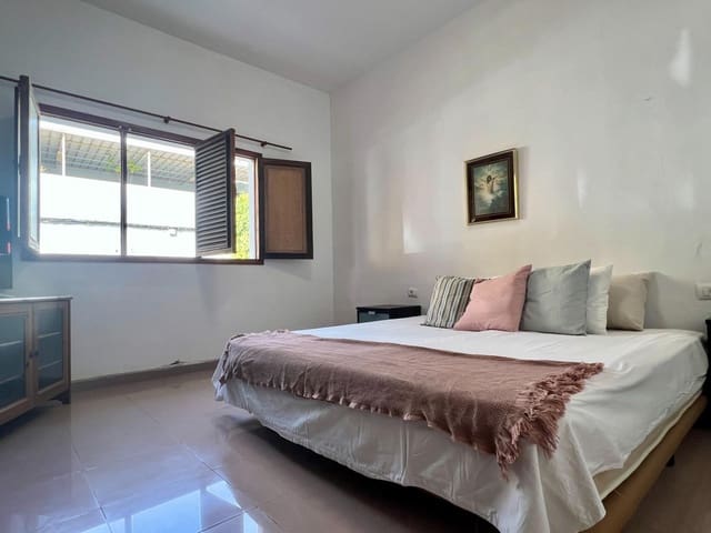 3 soveværelse Lejlighed til salg i San Bartolomé de Tirajana - € 160.000 (Ref: 9536004)