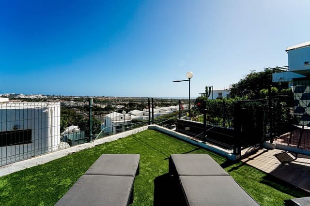 Bungalow de 2 habitaciones en Sonneland, San Bartolomé de Tirajana en venta con piscina - 305.000 € (Ref: 9551622)