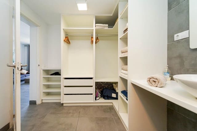 Bungalow de 2 habitaciones en Sonneland, San Bartolomé de Tirajana en venta con piscina - 305.000 € (Ref: 9551622)