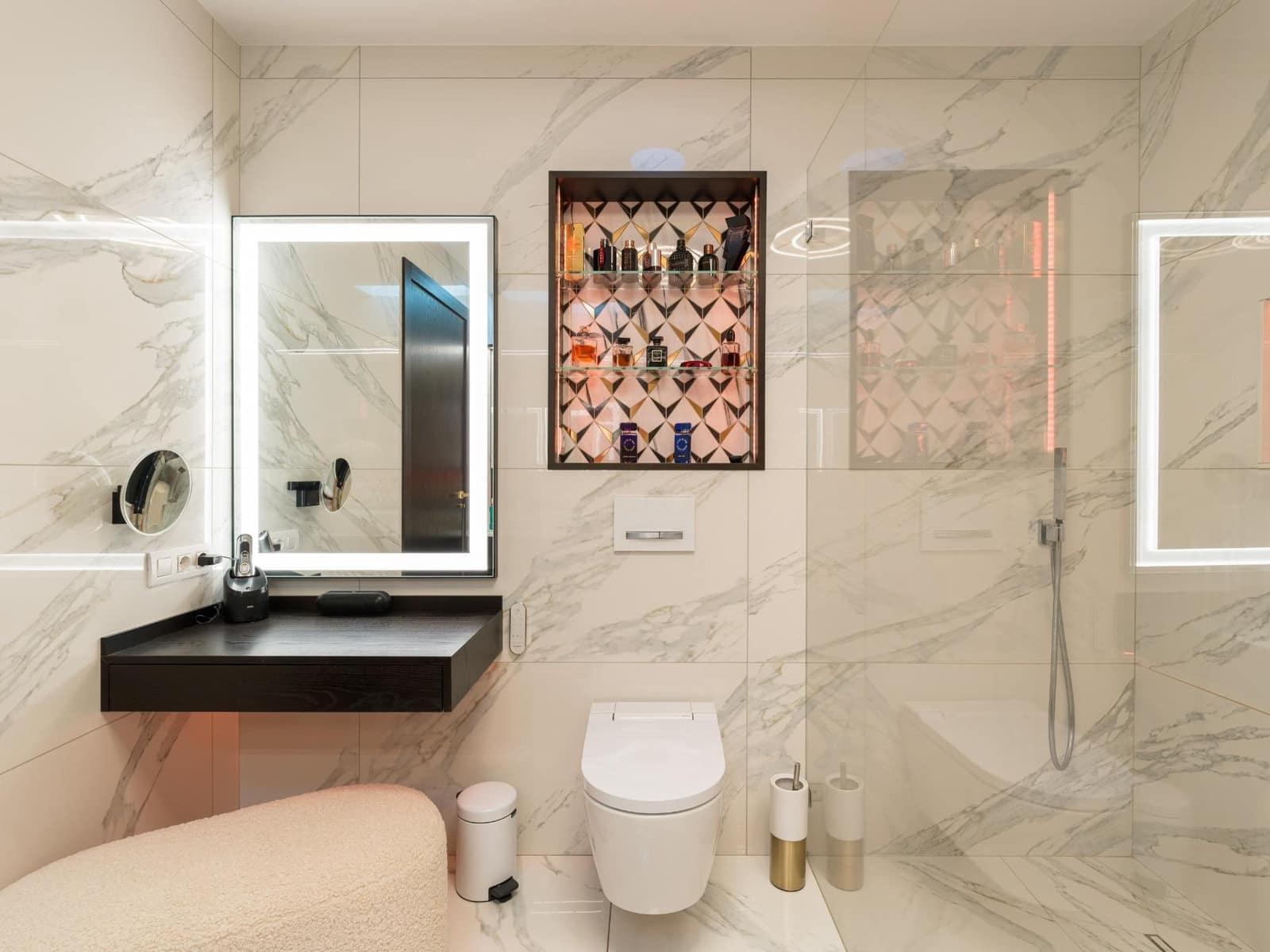 4 slaapkamer Villa te koop in Playa del Ingles met garage - € 1.700.000 (Ref: 9574689)