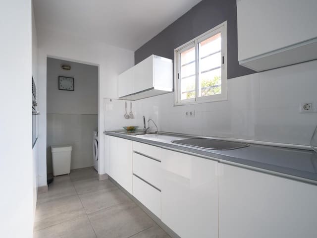 3 slaapkamer Bungalow te koop in Playa del Inglés, San Bartolomé de Tirajana met zwembad - € 940.000 (Ref: 9596230)