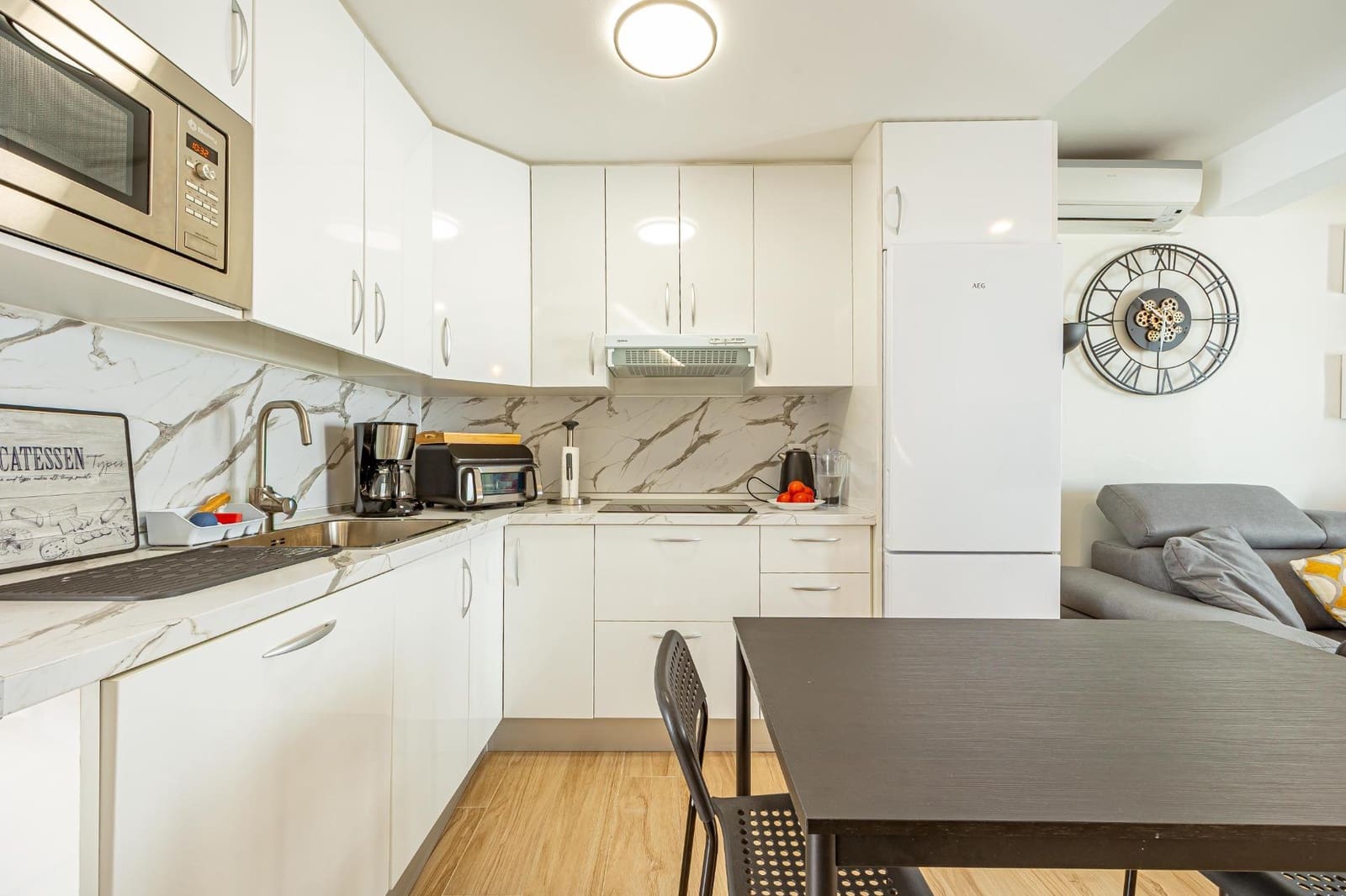 2 bedroom Bungalow for sale in Playa del Ingles - € 330,000 (Ref: 9619340)