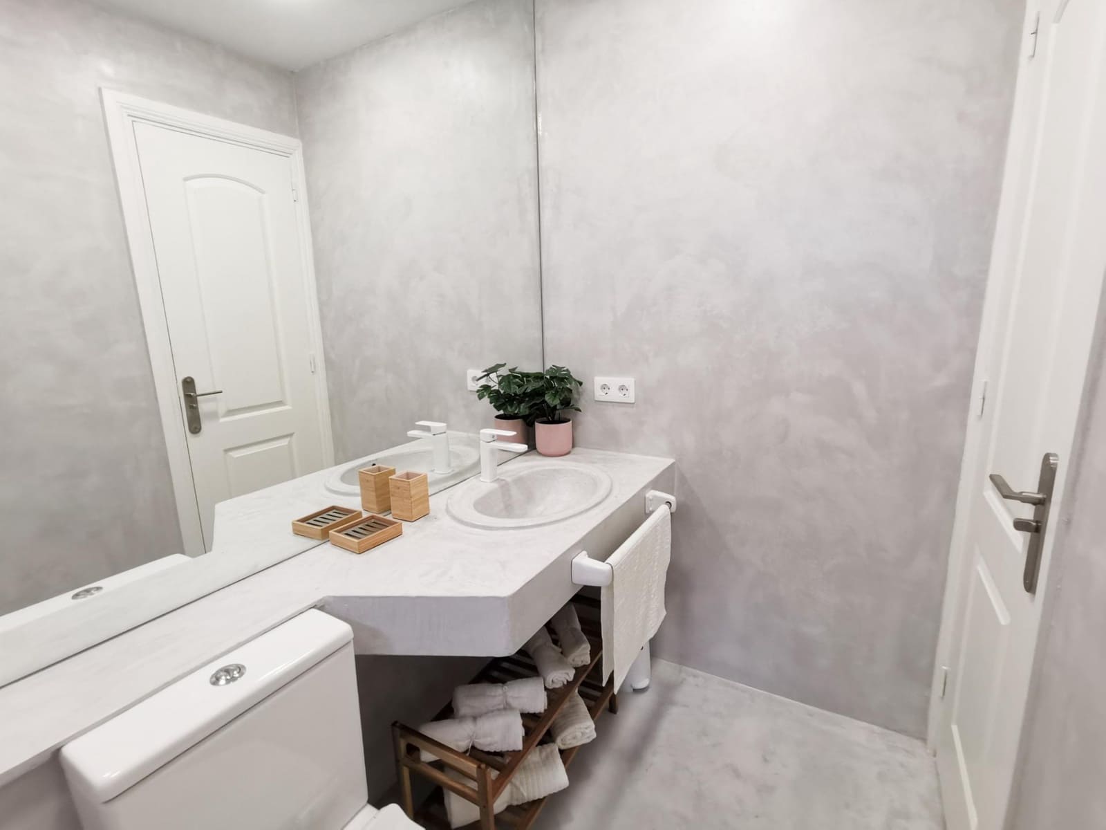 1 slaapkamer Bungalow te koop in San Bartolome de Tirajana met zwembad - € 219.000 (Ref: 9625755)