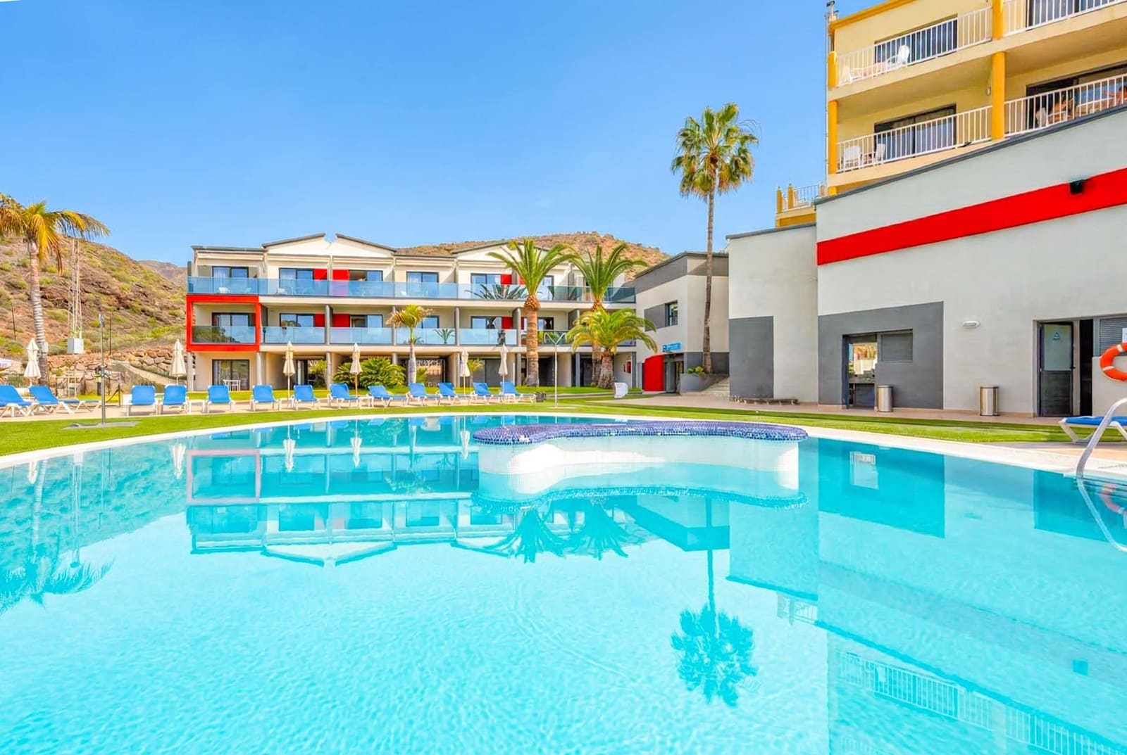 1 sypialnia Apartament na sprzedaż w Puerto Rico z basenem - 229 500 € (Ref: 9670753)