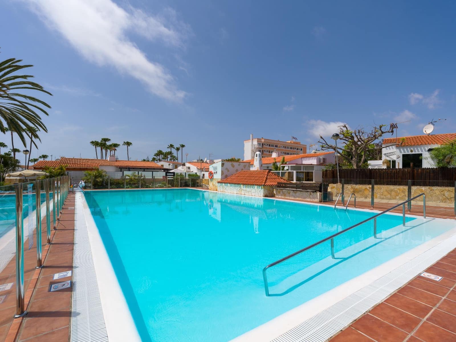 Bungalow for sale in Playa del Ingles - € 324,000 (Ref: 9752115)