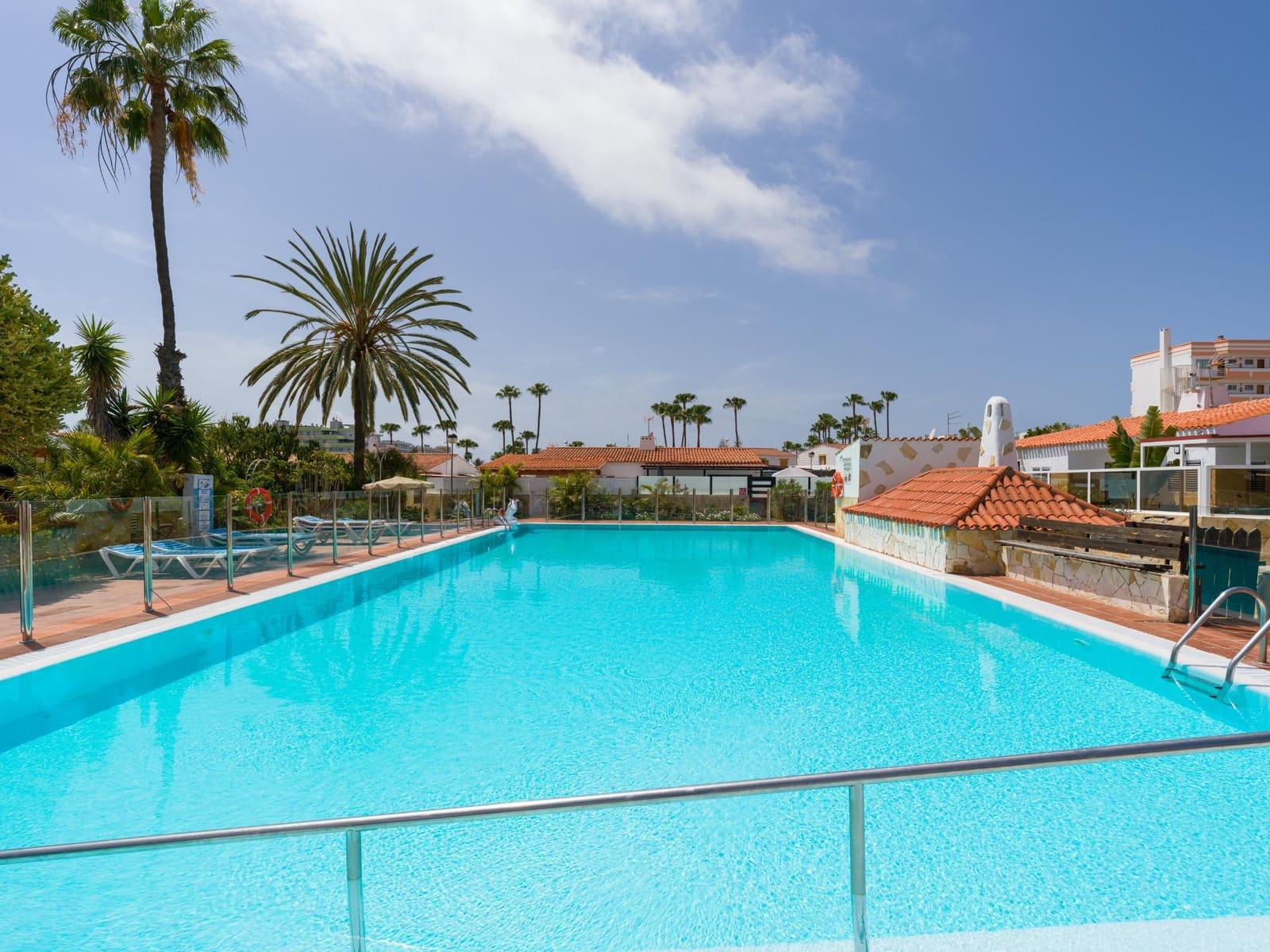 Bungalow for sale in Playa del Ingles - € 324,000 (Ref: 9752115)