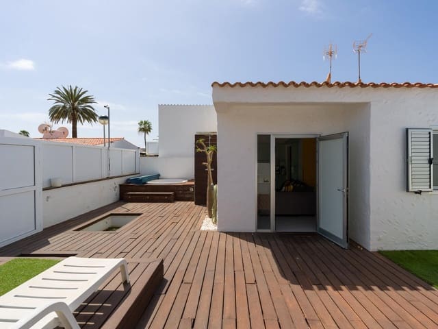Bungalow til salg i Playa del Inglés, San Bartolomé de Tirajana - € 324.000 (Ref: 9752115)