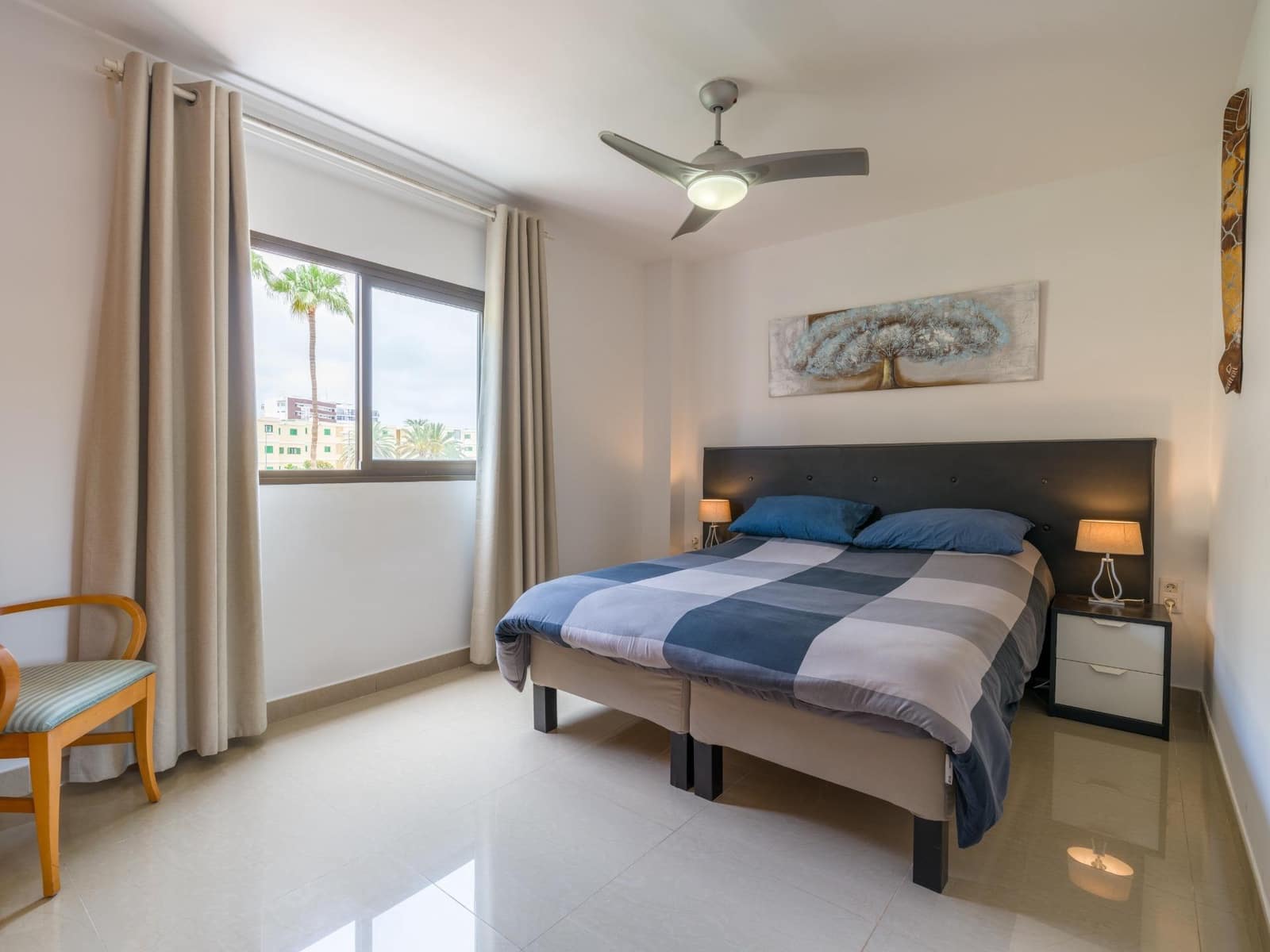 2 bedroom Apartment for sale in Playa del Ingles with pool - € 262,000 (Ref: 9755775)