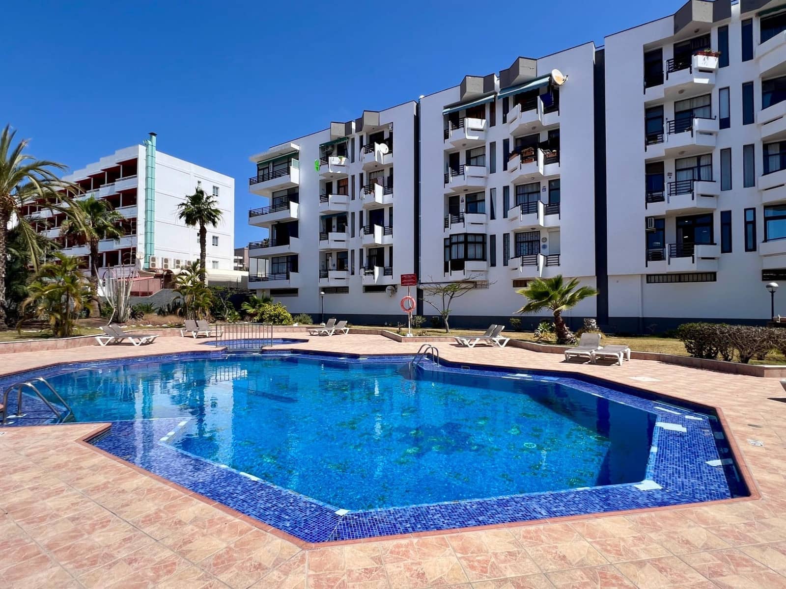 2 chambre Appartement à vendre à Playa del Ingles avec piscine - 298 000 € (Ref: 9893944)