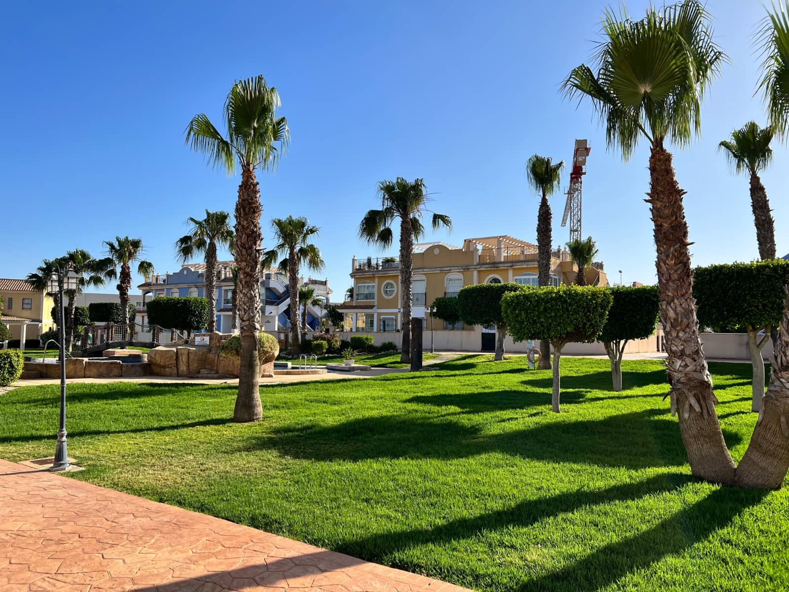 3 bedroom Townhouse for sale in La Zenia with pool - € 269,000 (Ref: 10086934)