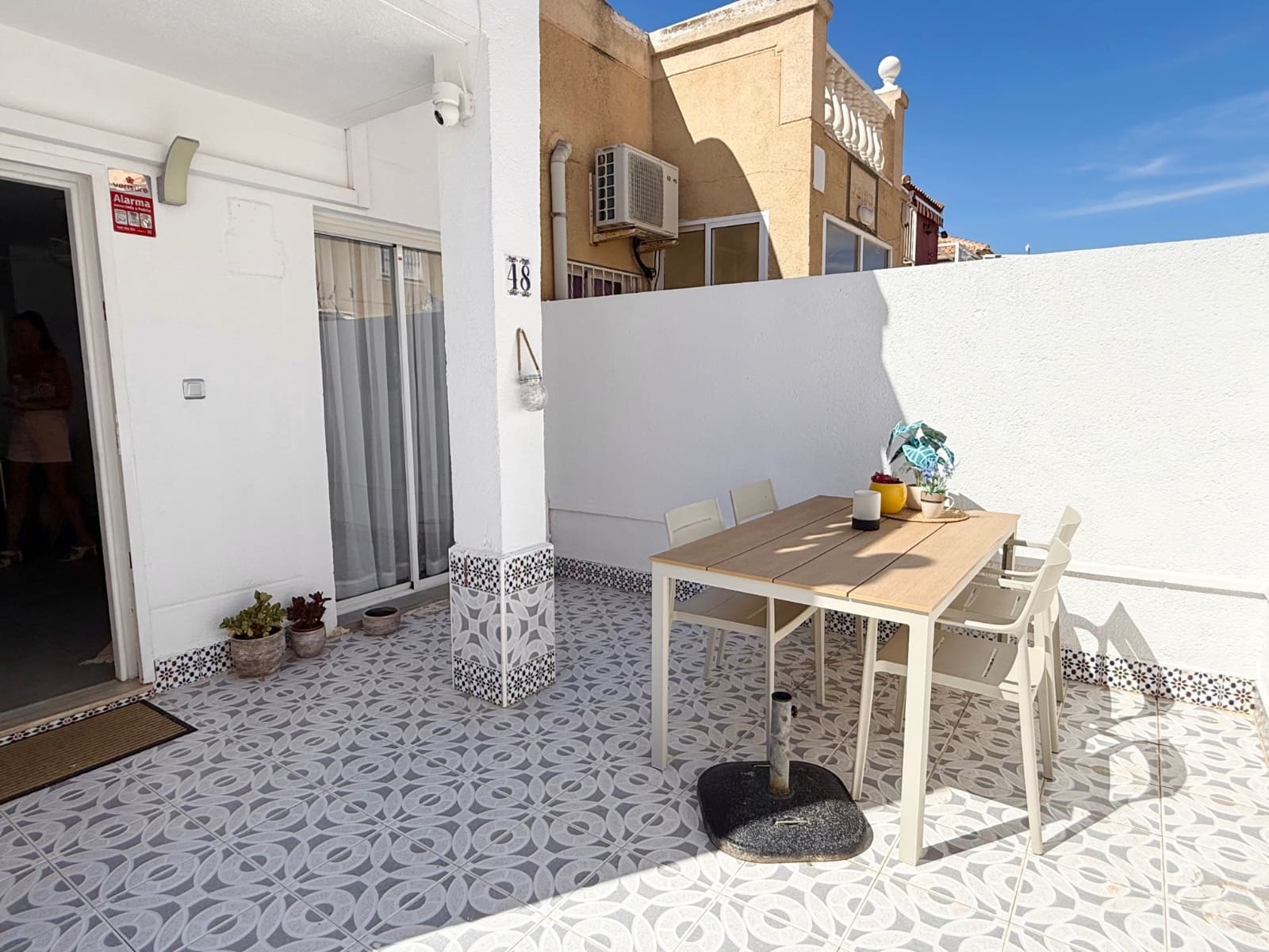 2 chambre Maison de Ville à vendre à Torrevieja avec piscine - 165 000 € (Ref: 10104320)