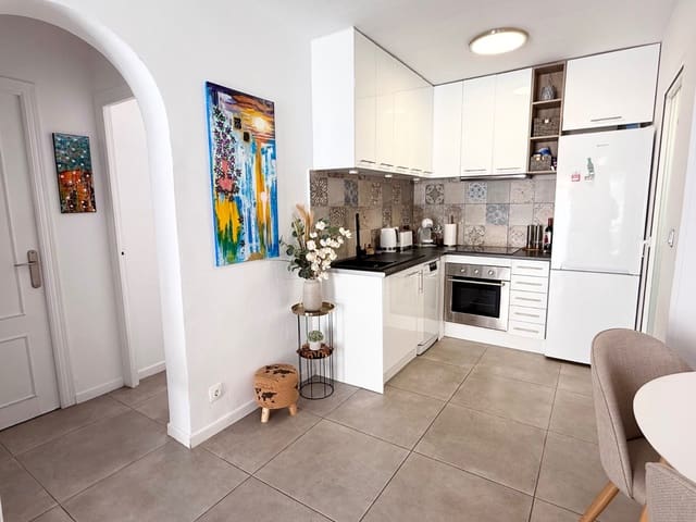 2 chambre Maison de Ville à vendre à El Chaparral - La Siesta - La Torreta, Torrevieja avec piscine - 165 000 € (Ref: 10104320)
