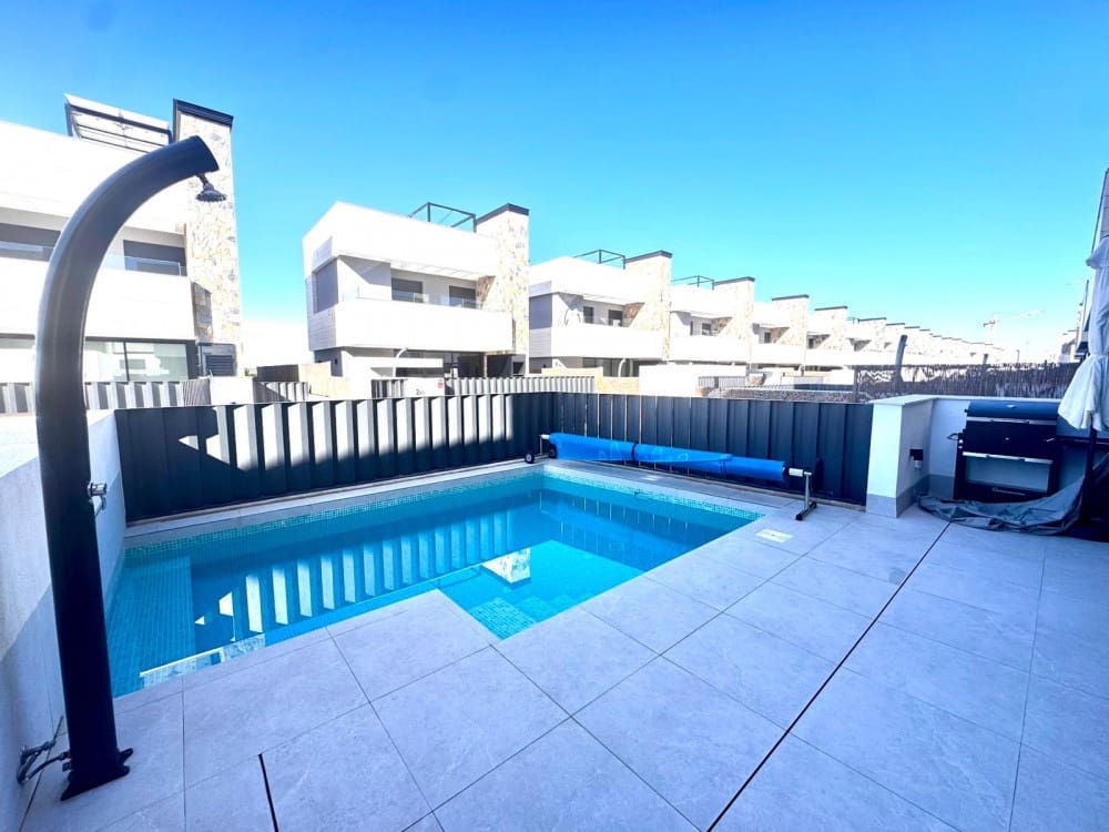 4 Zimmer Villa zu verkaufen in Torre-Pacheco mit Pool - 499.000 € (Ref: 10120253)