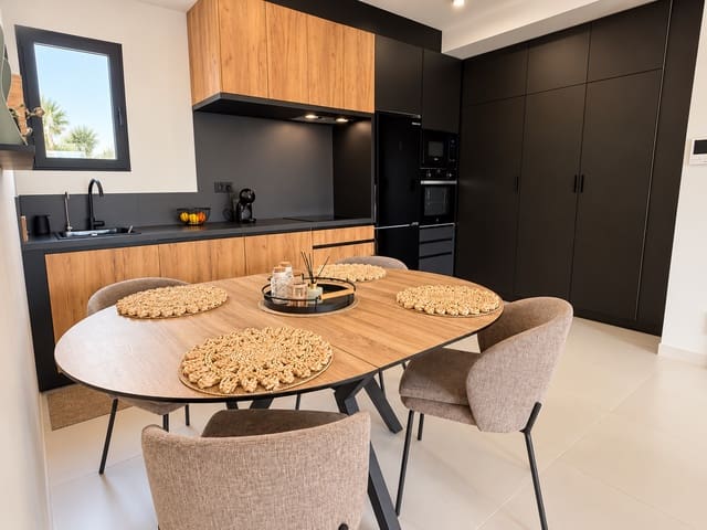 2 slaapkamer Appartement te koop in San Miguel de Salinas met zwembad - € 275.000 (Ref: 10130647)
