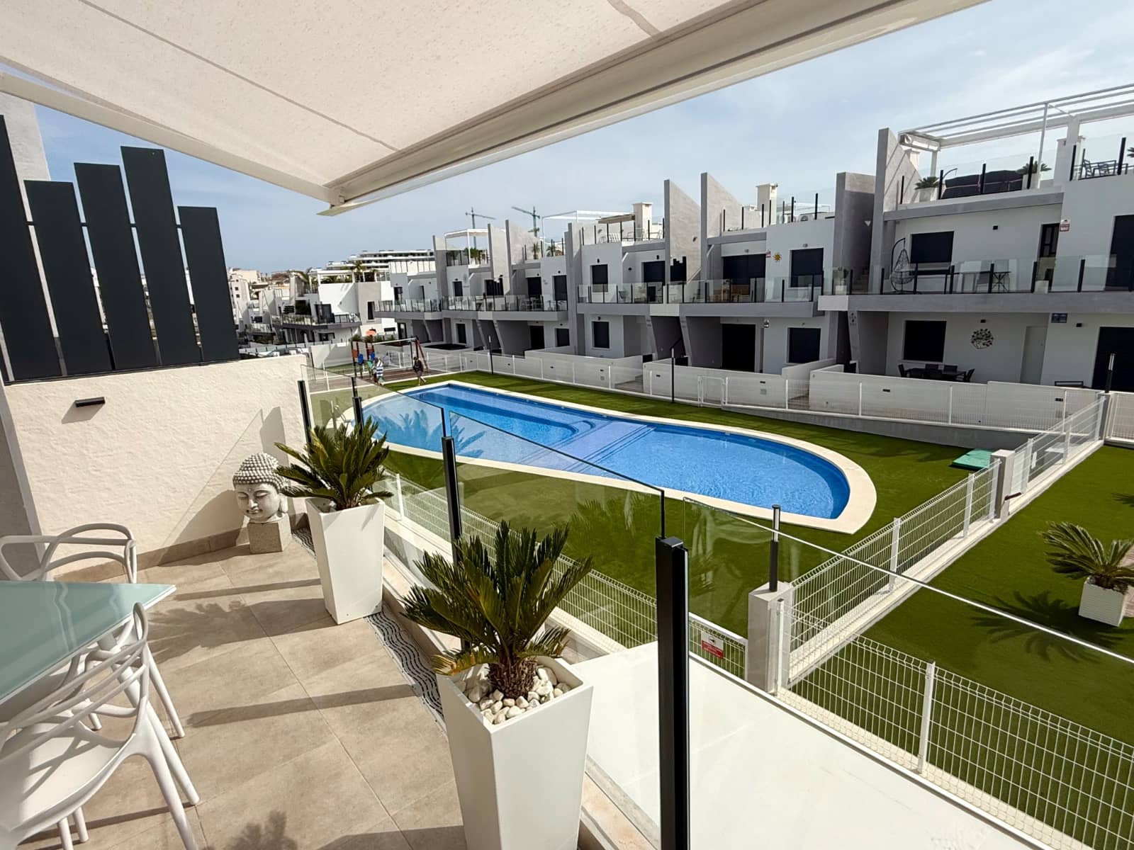 2 slaapkamer Appartement te koop in San Miguel de Salinas met zwembad - € 275.000 (Ref: 10130647)