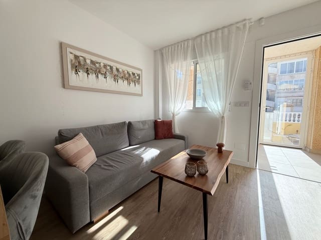 Apartamento de 2 habitaciones en Punta Prima, Orihuela en venta con piscina - 199.000 € (Ref: 10156821)