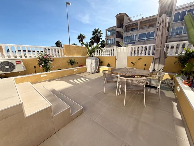 Apartamento de 2 habitaciones en Punta Prima, Orihuela en venta con piscina - 199.000 € (Ref: 10156821)
