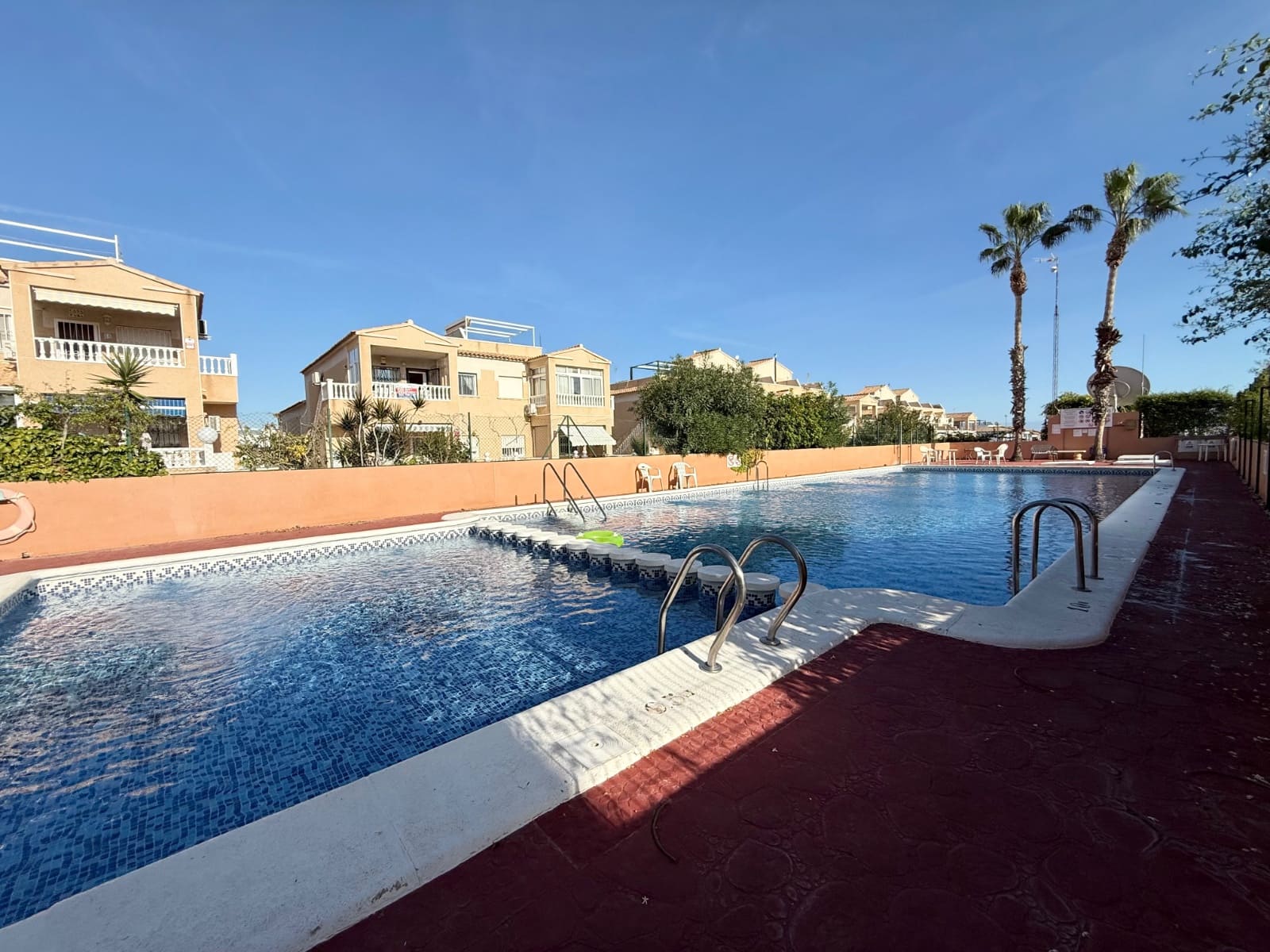 Apartamento de 2 habitaciones en Orihuela Costa en venta con piscina - 199.000 € (Ref: 10156821)