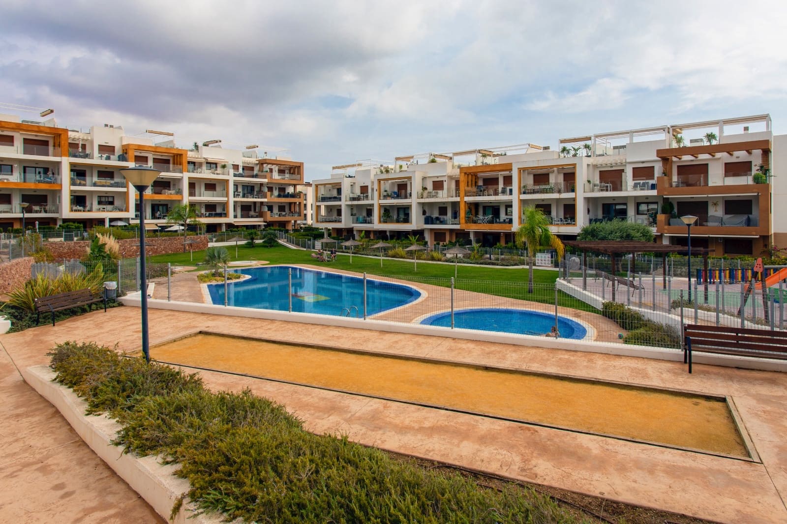 2 camera da letto Appartamento in vendita in Villamartin con piscina garage - 364.900 € (Rif: 10165463)