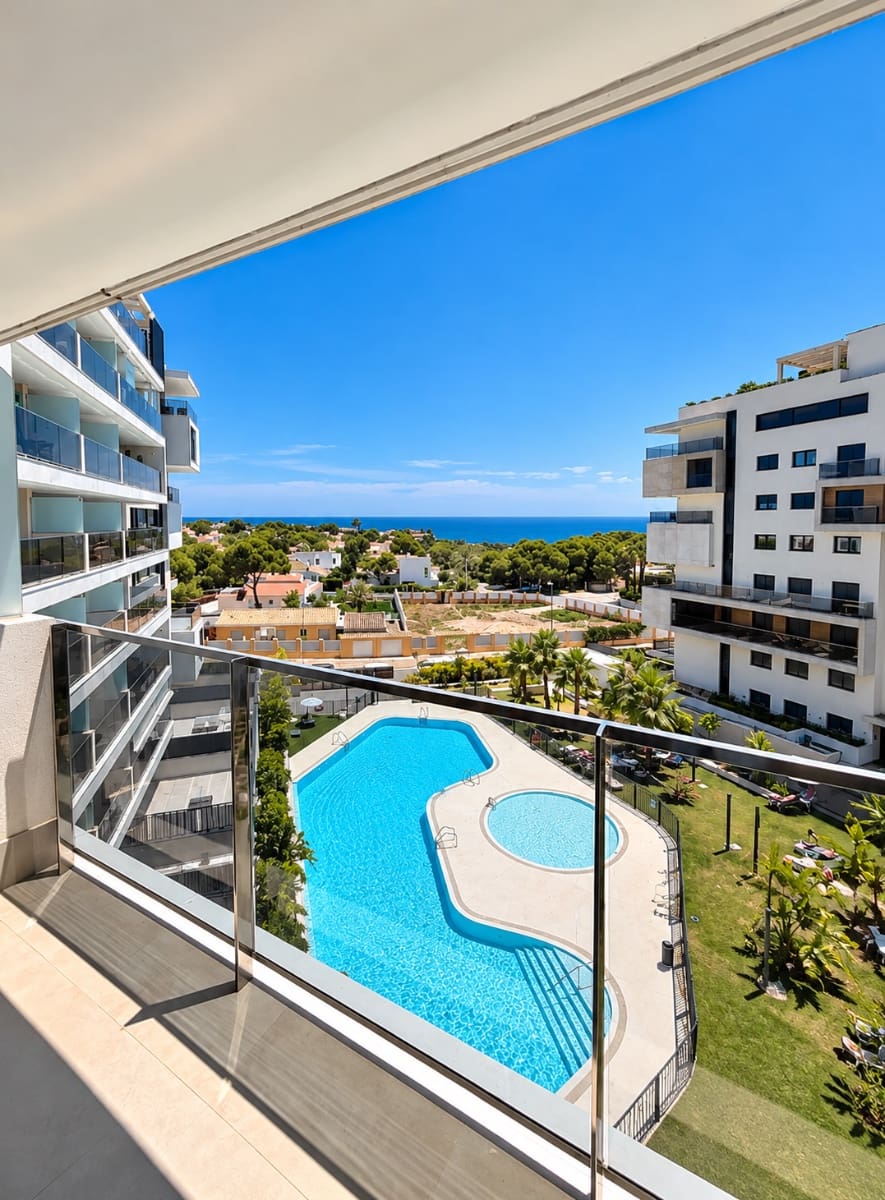 2 soveværelse Lejlighed til salg i Campoamor med swimmingpool - € 369.000 (Ref: 10165585)