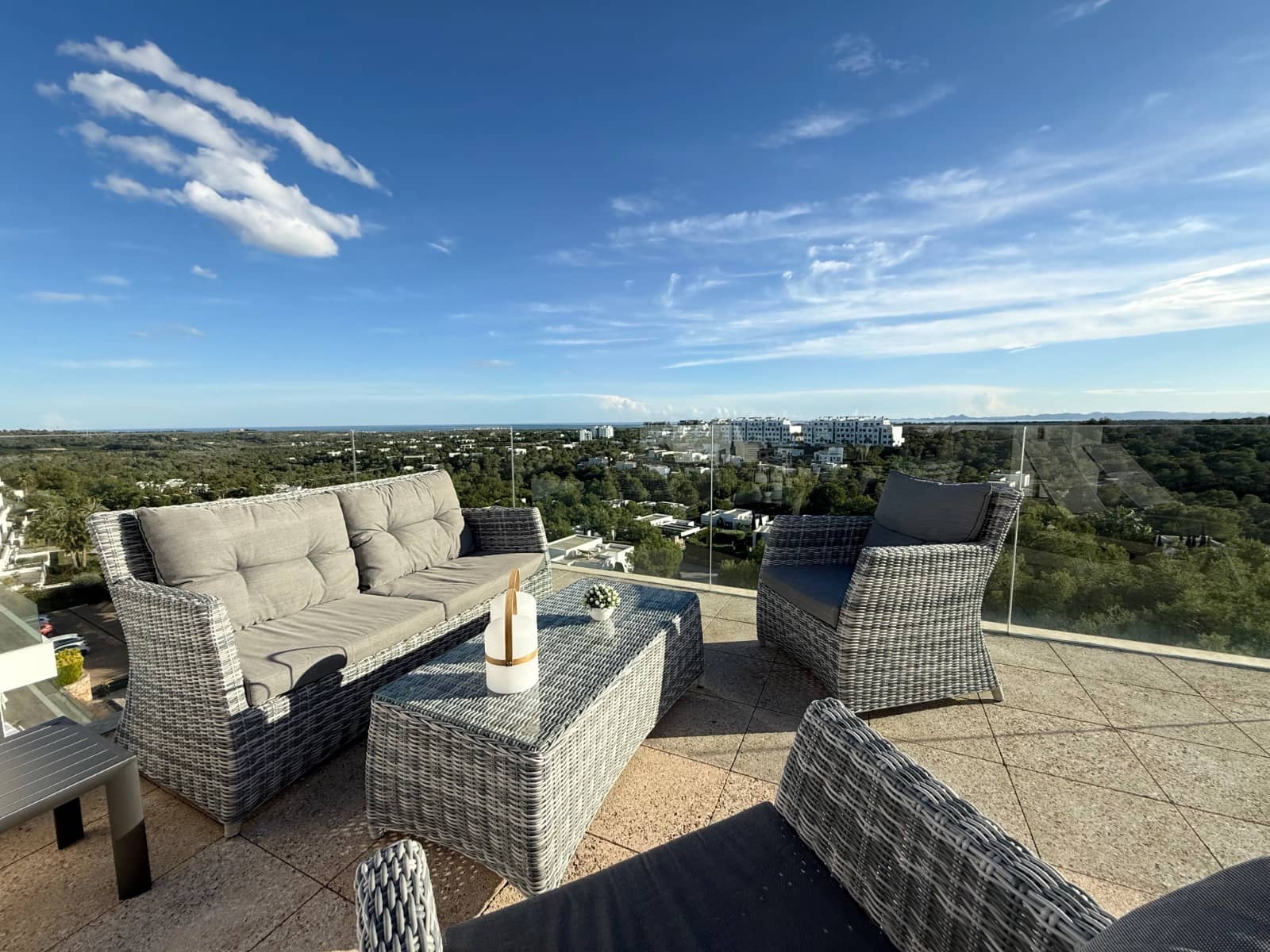 2 chambre Penthouse à vendre à Las Colinas Golf avec piscine - 589 000 € (Ref: 9403798)