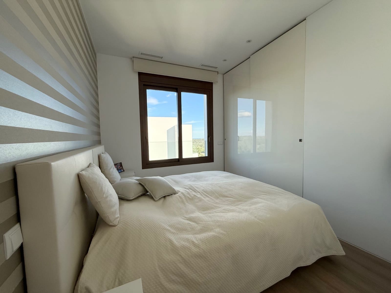 2 chambre Penthouse à vendre à Las Colinas Golf avec piscine - 589 000 € (Ref: 9403798)