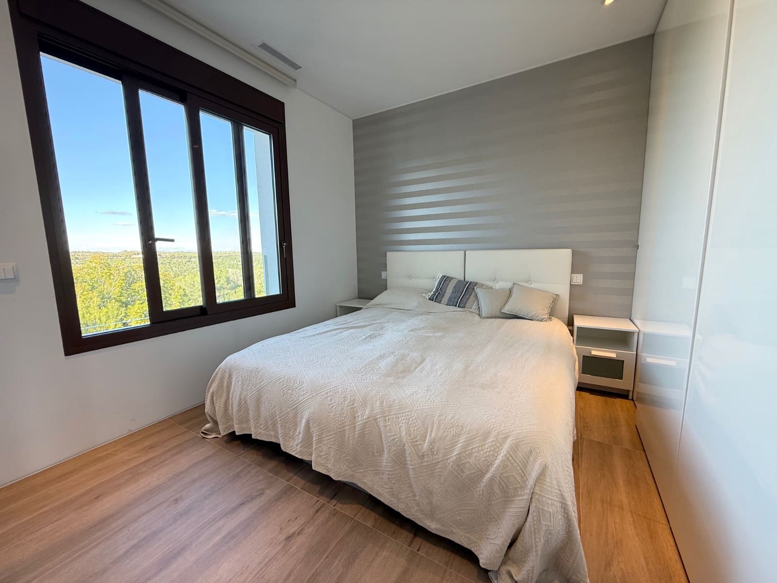 2 chambre Penthouse à vendre à Las Colinas Golf avec piscine - 589 000 € (Ref: 9403798)