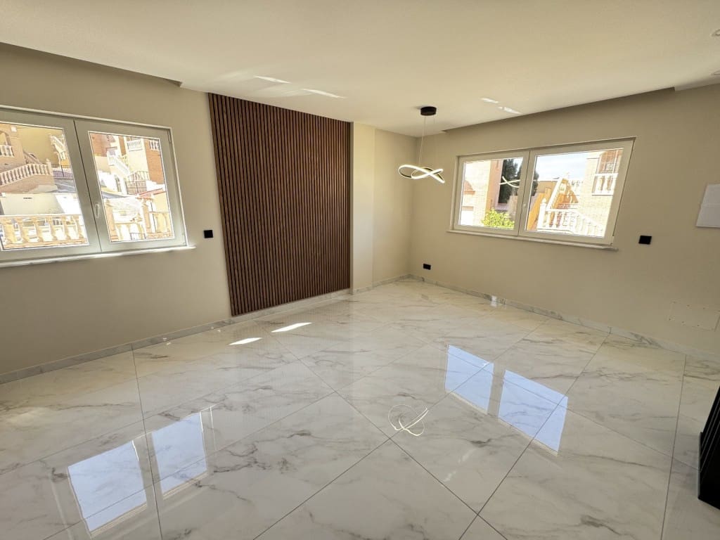 4 camera da letto Villa in vendita in Ciudad Quesada con piscina - 595.000 € (Rif: 9403802)