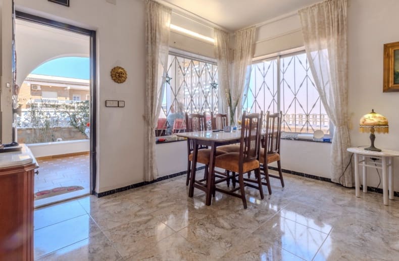 3 chambre Villa/Maison à vendre à Torrevieja - 595 000 € (Ref: 9403807)