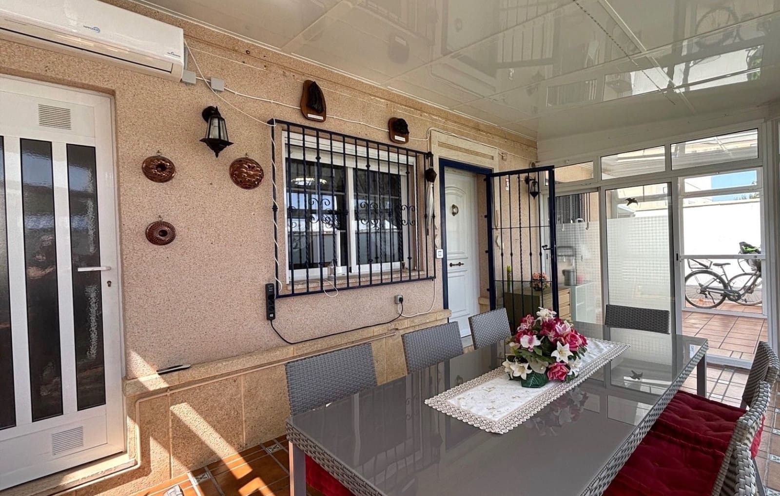 2 slaapkamer Bungalow te koop in Playa Flamenca met zwembad - € 158.000 (Ref: 9403818)