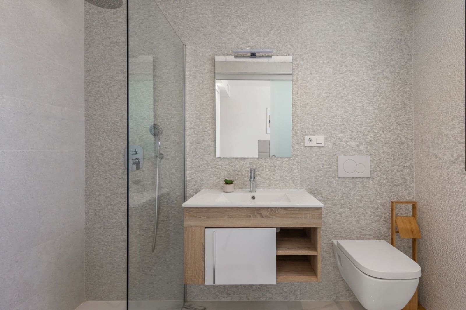 Ático de 2 habitaciones en Playa Flamenca en venta con piscina - 495.000 € (Ref: 9403821)