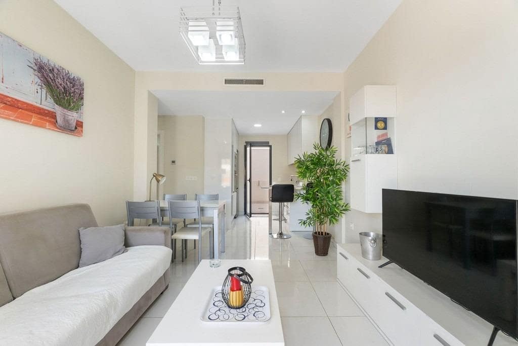 Apartamento de 2 habitaciones en Orihuela Costa en venta con piscina - 225.000 € (Ref: 9403828)