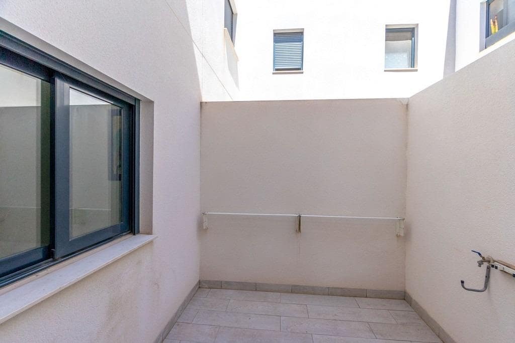 Apartamento de 2 habitaciones en Orihuela Costa en venta con piscina - 225.000 € (Ref: 9403828)