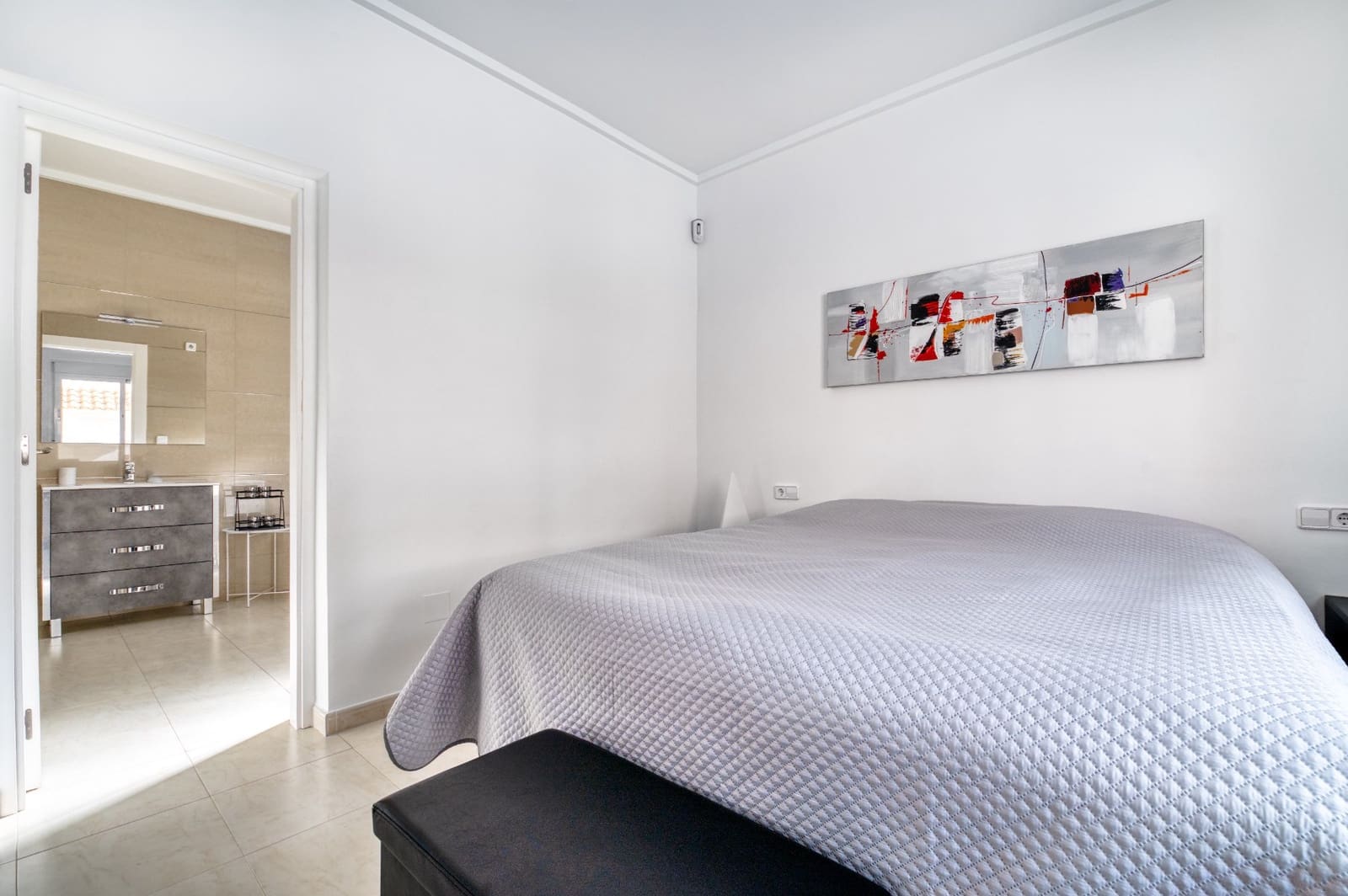 4 makuuhuone Huvila myytävänä paikassa Ciudad Quesada mukana uima-altaan - 695 000 € (Ref: 9403831)