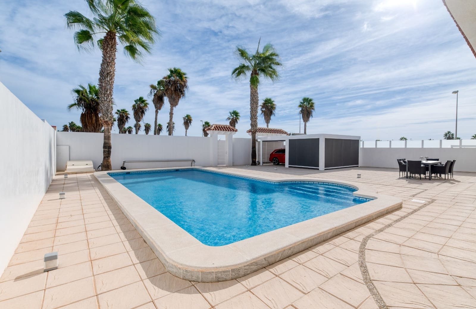 4 makuuhuone Huvila myytävänä paikassa Ciudad Quesada mukana uima-altaan - 695 000 € (Ref: 9403831)